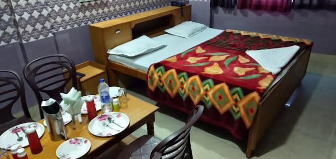 Hotel Vishal Palace Unnao Екстер'єр фото