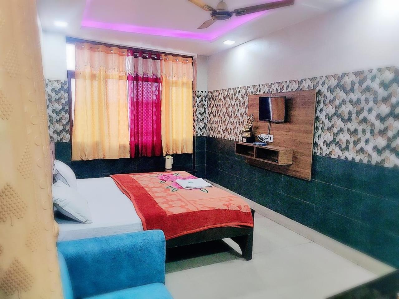 Hotel Vishal Palace Unnao Екстер'єр фото