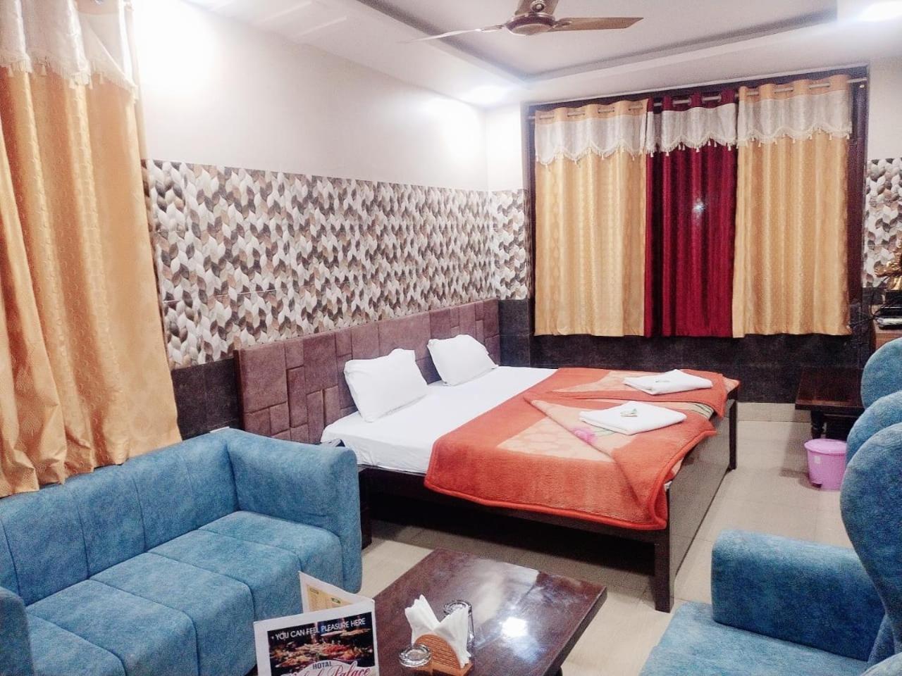 Hotel Vishal Palace Unnao Екстер'єр фото